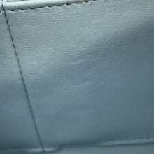 将图像加载到图库查看器中，CHANEL Matelasse W Flap ChainShoulder Bag Light BlueA01112 Caviar Leather Size 25
