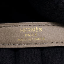 Load image into Gallery viewer, HERMES Mini Dog Carre Bandouliere Etoupe Swift Leather Size 0.6&quot;/75㎝
