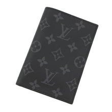 将图像加载到图库查看器中，LOUIS VUITTON Passport Cover NoirM64501 Monogram Eclipse
