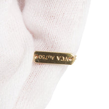 Load image into Gallery viewer, Van Cleef &amp; Arpels Vintage Alhambra PendantVCARP4KL00 18K Yellow Gold
