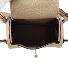 Load image into Gallery viewer, HERMES Lindy Verso Trench/Etoupe Taurillon Clemence Size Mini
