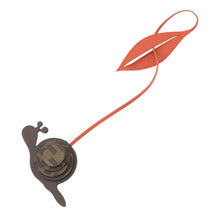 将图像加载到图库查看器中，FENDI Snail Bag Charm Orange/Brown Leather

