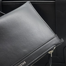 将图像加载到图库查看器中，BALENCIAGA Navy Cabas Punching Logo Tote Bag Black339933 Leather Size S
