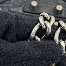 将图像加载到图库查看器中，BALENCIAGA Lucagol Heart ChainShoulder Bag Black722781 Leather
