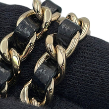 将图像加载到图库查看器中，CHANEL Coco Neige Chain Clutch BlackAP4772 Velvet Effect Nylon Shiny Crumple Calf Leather
