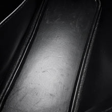 将图像加载到图库查看器中，HERMES Bolide Black Epsom Size 27
