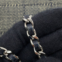 将图像加载到图库查看器中，CHANEL Chocolate Bar Chain Shoulder Bag Navy Denim
