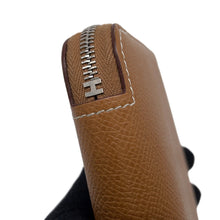 将图像加载到图库查看器中，HERMES Azap Long silk in Gold Epsom
