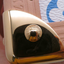 将图像加载到图库查看器中，LOUIS VUITTON LVxTM Petite Vallees WhiteM13125 Monogram・Multicolor
