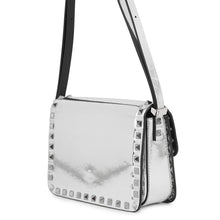 将图像加载到图库查看器中，Valentino Garavani RockStudded Shoulder Bag Silver3W2B0M42QTE Patent Leather
