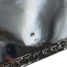 将图像加载到图库查看器中，Valentino Garavani RockStudded Shoulder Bag Silver3W2B0M42QTE Patent Leather
