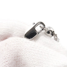 Load image into Gallery viewer, GRAFF Icon Emerald Cut Diamond Pendant 18K White Gold
