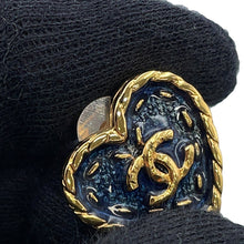 Load image into Gallery viewer, CHANEL CC Logo Denim Heart Motif Earrings NavyABC742 Gold Plated Resin
