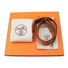 将图像加载到图库查看器中，HERMES Evelyne3 Gold Taurillon Clemence Size PM

