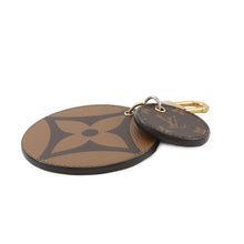 将图像加载到图库查看器中，LOUIS VUITTON Keychain Illustre Brown/NoirM69317 Monogram Monogram Reverse Canvas Giant
