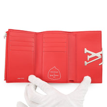 将图像加载到图库查看器中，LOUIS VUITTON LVxYK Portefeuille Capucine Compact Maxi Yayoi Kusama Collaboration RougeM82113 Taurillon Leather
