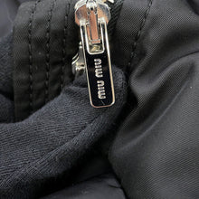 Load image into Gallery viewer, MIUMIU down coat Size 38 BlackMS1524 Polyester100%
