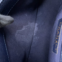 将图像加载到图库查看器中，CHANEL Boy Chanel ChainShoulder Bag NavyA67085 Caviar Leather Size 20
