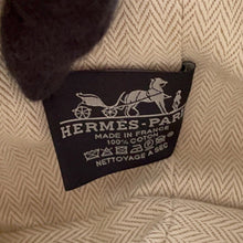 将图像加载到图库查看器中，HERMES Brid a Black Hibiscus Canvas Size PM
