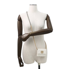 将图像加载到图库查看器中，CHANEL CHANEL19 Chain coin purse WhiteAP1787 Lambskin
