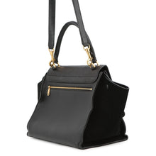 将图像加载到图库查看器中，CELINE Trapeze 2WAYBag Black Crocodile Embossed Leather Suede
