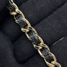 将图像加载到图库查看器中，CHANEL Matelasse bucket bag BlackAS2353 Caviar Leather
