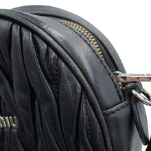 将图像加载到图库查看器中，MIUMIU Matelassé Round Shoulder Bag Black5BH191 Nappa Leather
