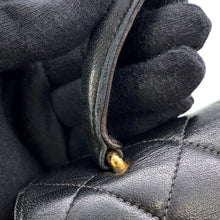 将图像加载到图库查看器中，CHANEL Top handle Black Lambskin
