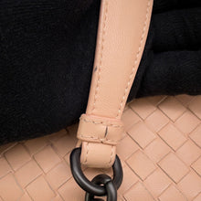将图像加载到图库查看器中，Bottega Veneta INTRECCIATO Handbag Pink Leather
