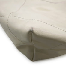 Load image into Gallery viewer, CHANEL CHANEL22 WhiteAS3260 Calf Leather Size Small
