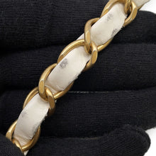 Load image into Gallery viewer, CHANEL CHANEL22 WhiteAS3260 Calf Leather Size Small
