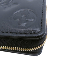Load image into Gallery viewer, LOUIS VUITTON Portefeuille Lou NoirM81599 Lamb Leather/Monogram・Pattern
