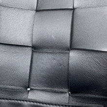 Load image into Gallery viewer, Bottega Veneta Maxi INTRECCIATO Cassette Shoulder Bag Black578004 Lambskin
