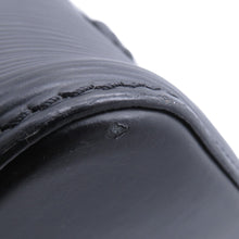 将图像加载到图库查看器中，LOUIS VUITTON Neonoe NoirM54366 Epi Leather
