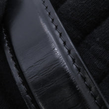 将图像加载到图库查看器中，LOUIS VUITTON Neonoe NoirM54366 Epi Leather
