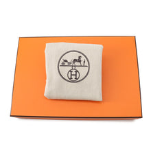 Load image into Gallery viewer, HERMES Geta Etoupe Chevre Myzore Goatskin
