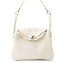 Load image into Gallery viewer, HERMES Lindy Craie Taurillon Clemence Size 26
