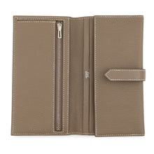 将图像加载到图库查看器中，HERMES Bearn Dupri Etoupe Chevre Myzore Goatskin
