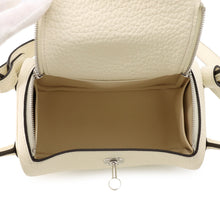 将图像加载到图库查看器中，HERMES Lindy Cream Taurillon Clemence Size Mini
