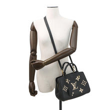 将图像加载到图库查看器中，LOUIS VUITTON Montaigne Noir/BeigeM45778 Monogram Empreinte Leather Size BB
