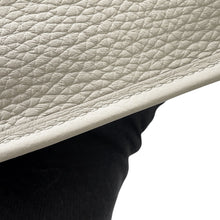 Load image into Gallery viewer, HERMES Evelyne Long Beton Taurillon Clemence Size TPM
