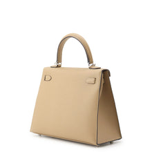 Load image into Gallery viewer, HERMES Kelly Sellier Poussiere Epsom Size 25
