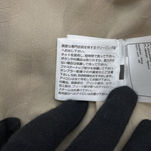 将图像加载到图库查看器中，CHANEL Tweed 2-Pocket Collarless Jacket Short Size 38 Ivory/Black/GrayP62411V47773 Wool 38% Acryl23% Polyester18% Linen12% Polyamide7% Alpaca2%
