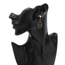 Load image into Gallery viewer, HERMES Chaine d'Ancre Verso Earrings K18PG Ceramic
