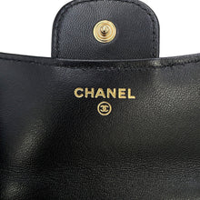将图像加载到图库查看器中，CHANEL Top Handle Flap Coin Purse BlackAP2200 Lambskin

