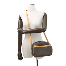 将图像加载到图库查看器中，LOUIS VUITTON Blower BrownM51221 Monogram
