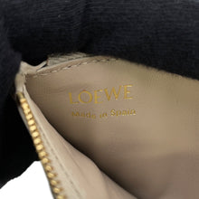 Load image into Gallery viewer, LOEWE Coin purse Knot coin card holder Light oatsCEM1Z40X04 Shiny Nappa Calf Leather
