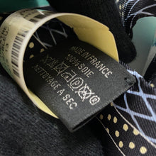 将图像加载到图库查看器中，HERMES Scarf Twilly &quot;Grand Theatre Nouveau&quot; Black/Blue/VertH063761S Silk 100%
