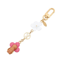 将图像加载到图库查看器中，LOUIS VUITTON Vivienne Hawaii Chain Bag Charm Pink/WhiteM01356 Wood Metal
