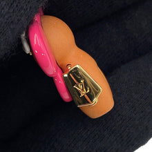 将图像加载到图库查看器中，LOUIS VUITTON Vivienne Hawaii Chain Bag Charm Pink/WhiteM01356 Wood Metal
